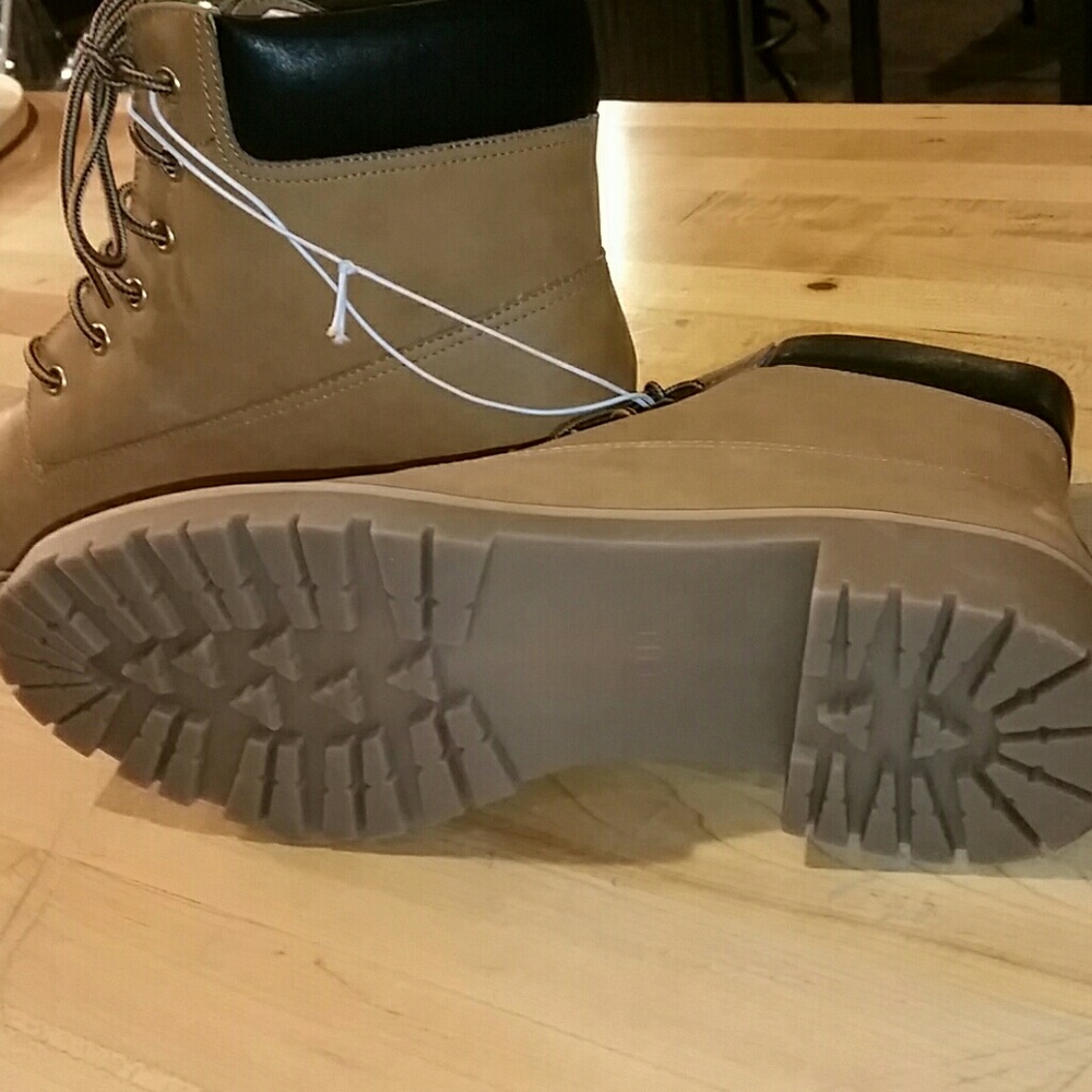 Mossimo Beccalynn Lace-Up Tan Hiking Work Boots - Picture 6 of 6